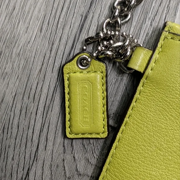 Coach Lime Green Leather Wristlet Chain Strap Clutch Y2K Small Purse - Picture 3 of 10